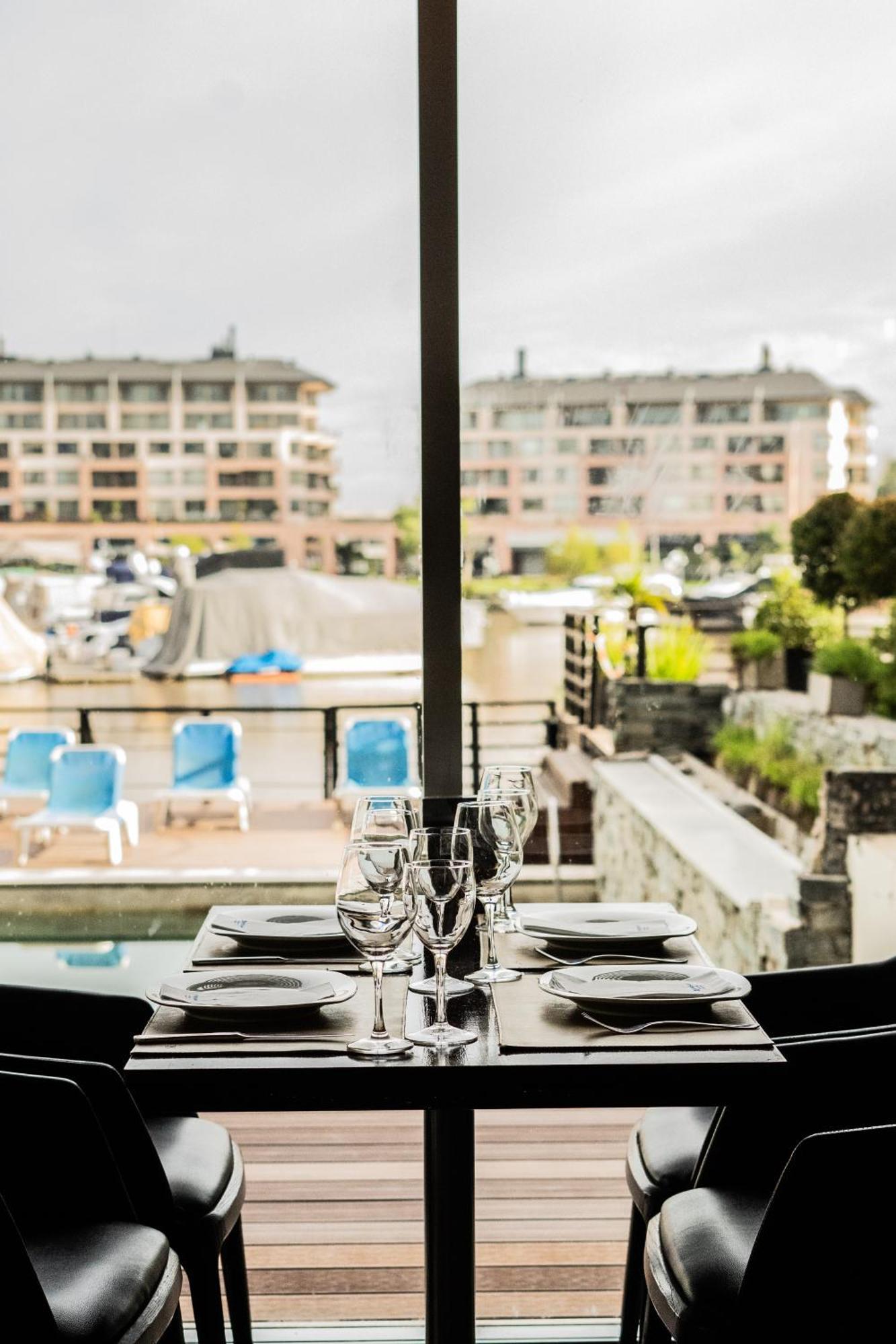 Wyndham Nordelta Tigre - Buenos Aires Hotel Ngoại thất bức ảnh The view from the restaurant
